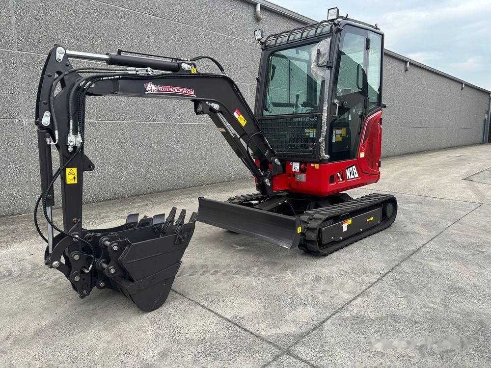 Rhinoceros XN28 avec accessoires