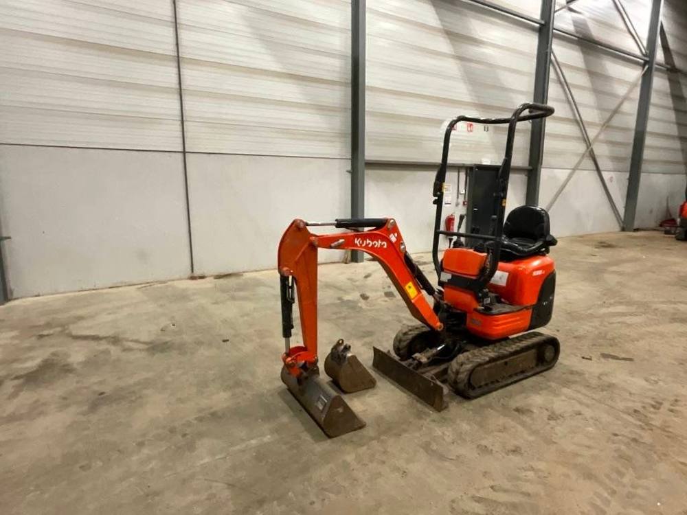 Kubota K008-3 avec Accessoires vue 5