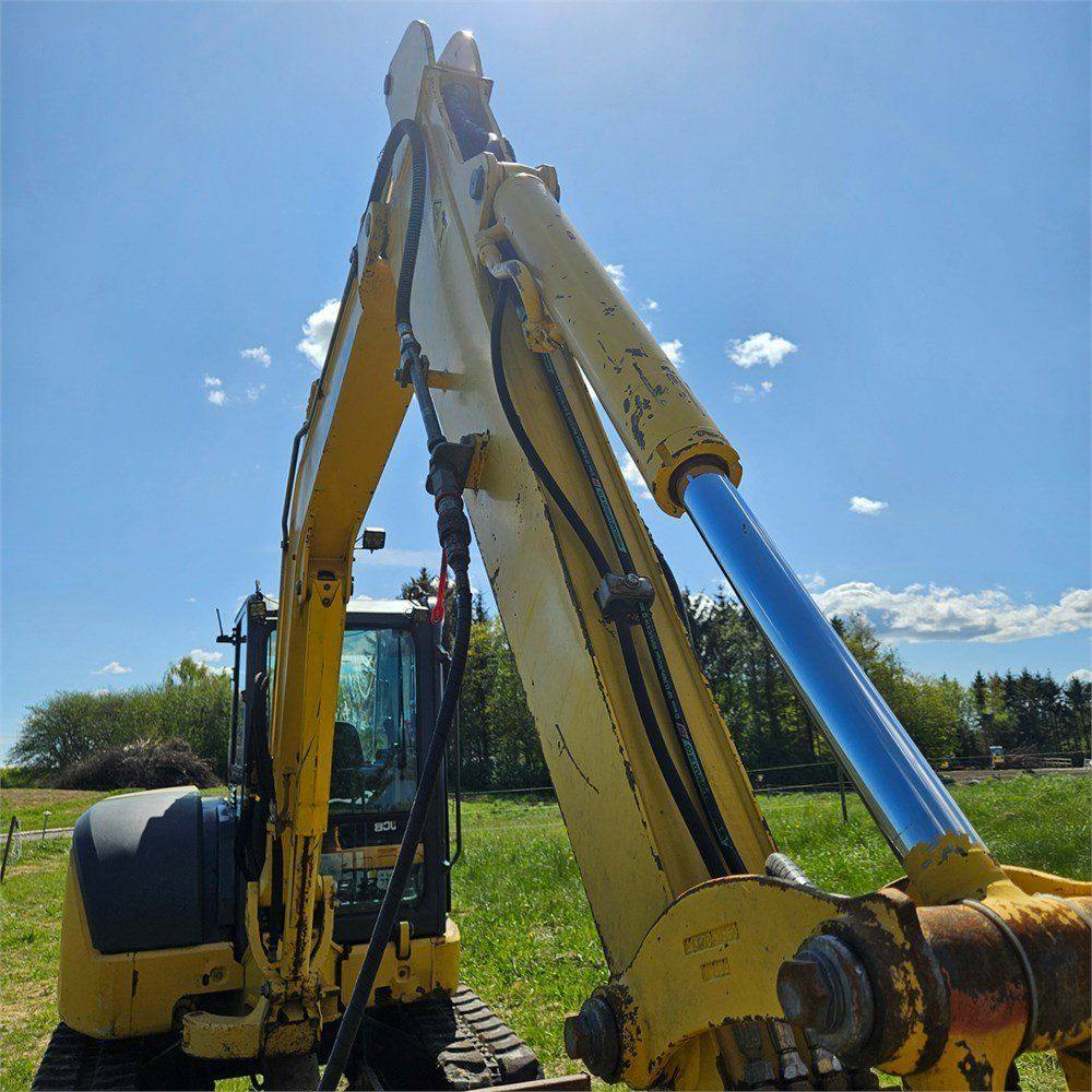 Komatsu PC 55 MR-3 + Attache rapide vue 6