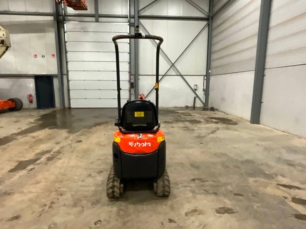 Kubota K008-3 avec Accessoires vue 4
