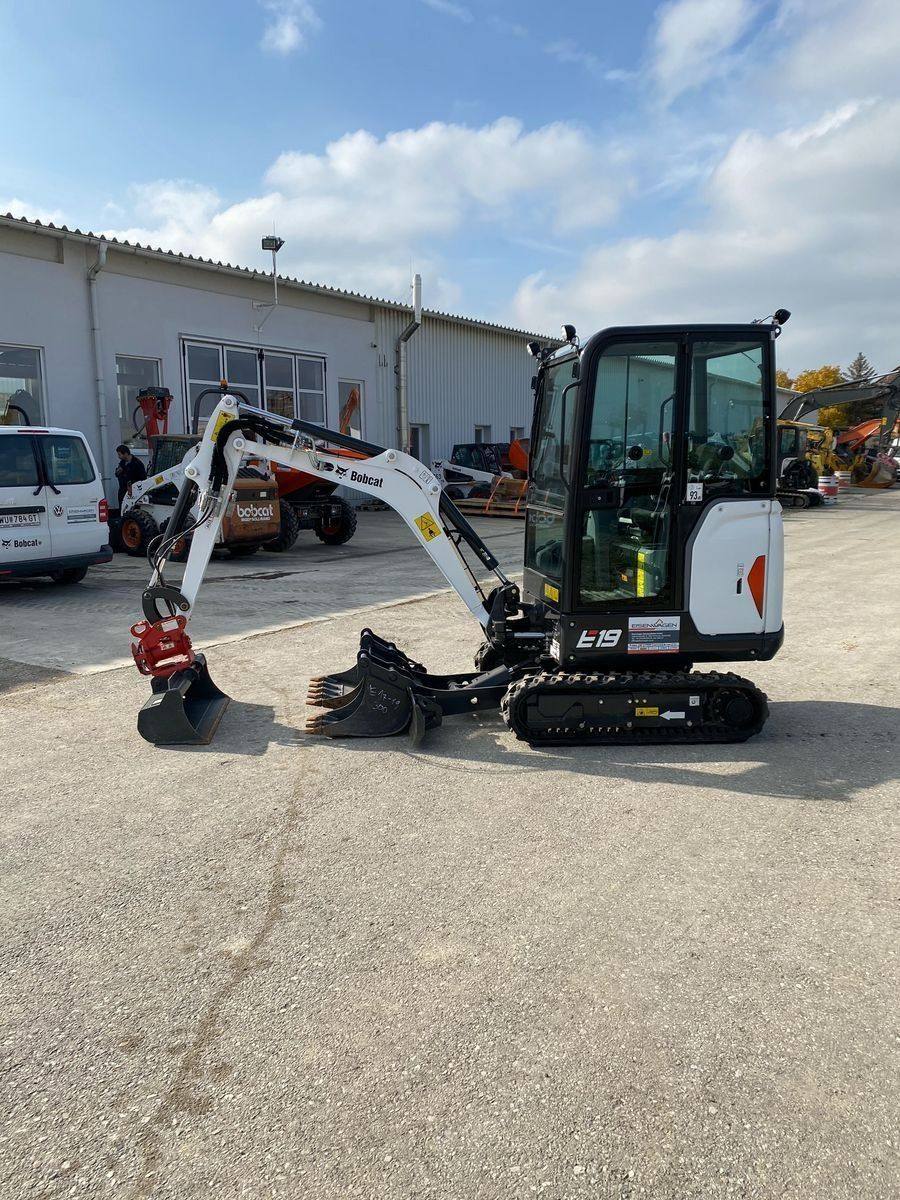 Bobcat E19 - 3 godets vue 3