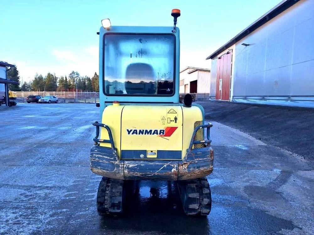 Yanmar B25V + 3 godets vue 4