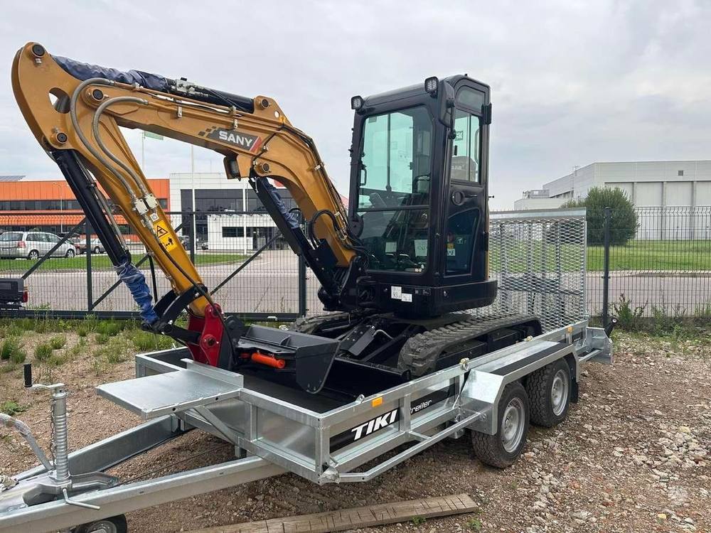 Neuve Sany sys26u avec accessoire et remorque