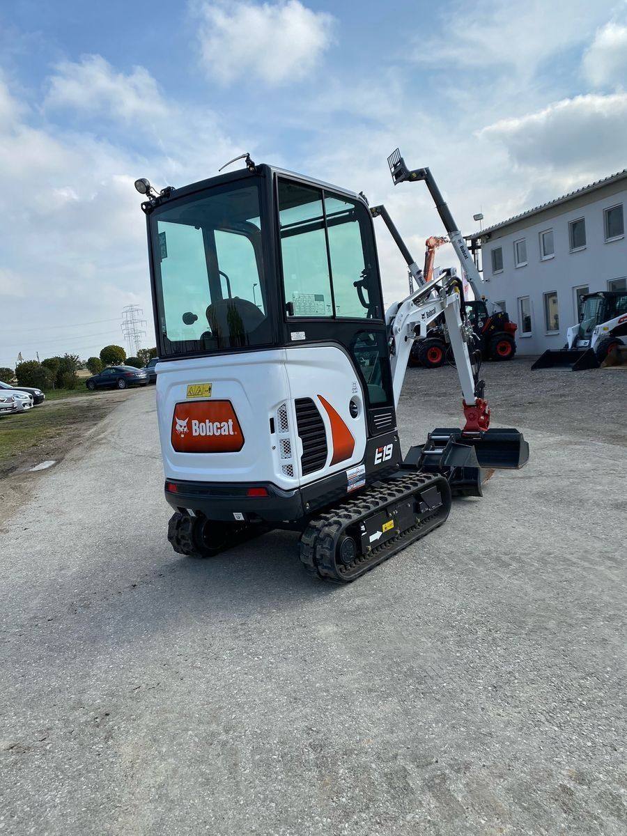 Bobcat E19 - 3 godets vue 4